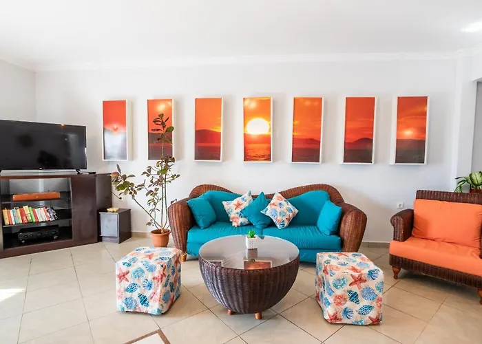 Apart Otel Dilina Arkasa