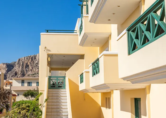 Apart Otel Dilina 4*