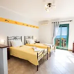Dilina Hotel apartamentowy 4*