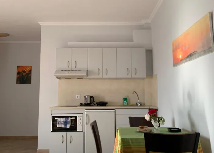 شقة فندقية Dilina 4*