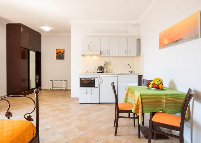 Dilina Hotel apartamentowy